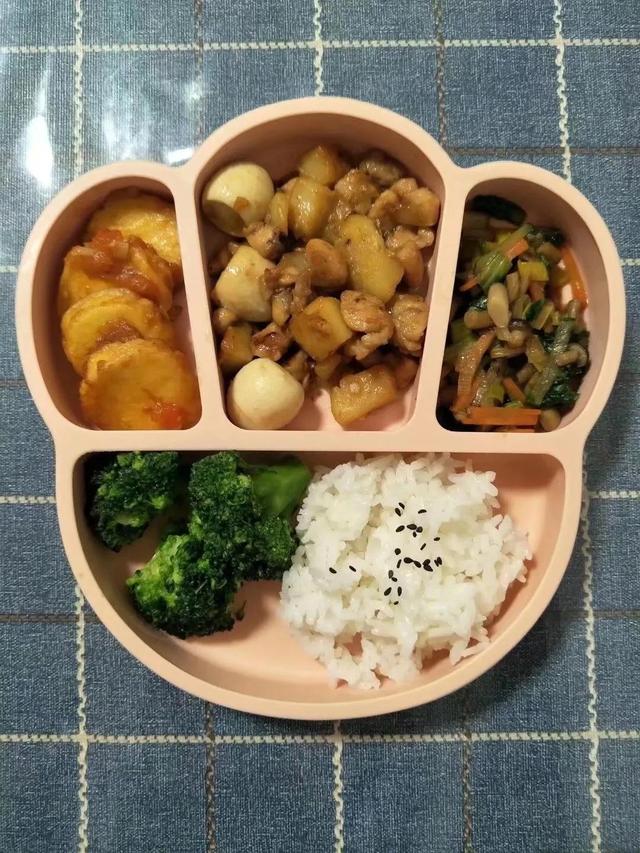 每天坚持做的一件事，两岁宝宝的午餐