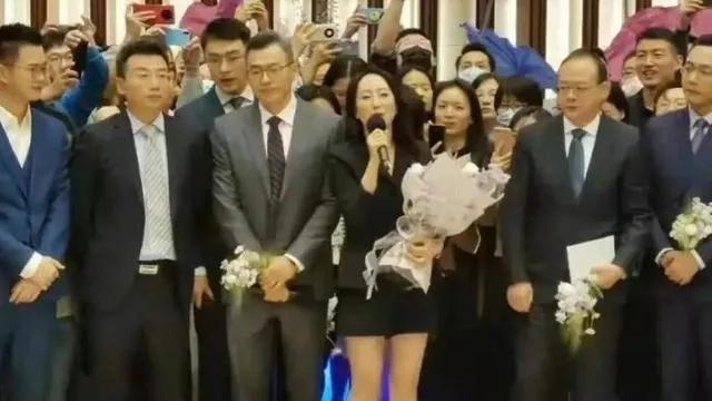 孟晚舟称过去三年团队越战越勇 任正非谈晚舟不会成为华为接班人