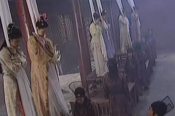 陕西一古代墓葬，其中陪葬人数达186人，耗费十年才找到主棺