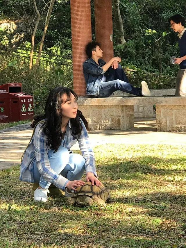 TVB新剧&ldquo;少女陈炜&rdquo;被网友嫌丑：做艺人要接受好多不同的批评