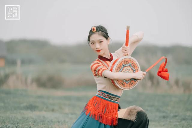 跳舞的衣服(跳舞的衣服穿搭)