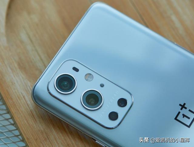 上市半年不到降價700元，256GB定價親民，體驗不輸華為P50Pro