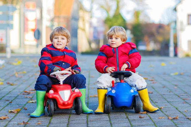 男孩起名，前程光明、风度不凡的男宝宝名字大全