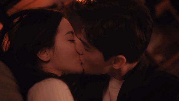 迪丽热巴张艺兴恋爱深扒_张艺兴迪丽热巴超甜片段