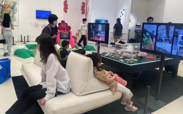 烟台信息工程学校漫展