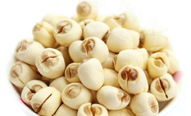 话里寻医 | 若要不失眠，煮粥加白莲？