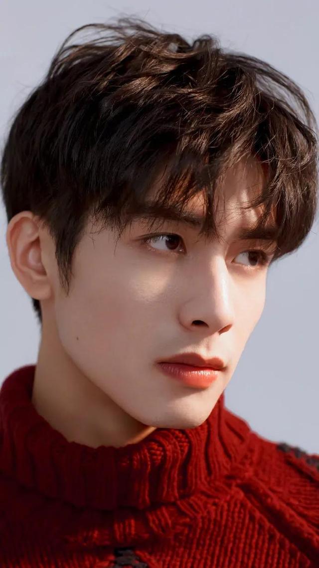 李现择偶标准(李现择偶标准看脸还是看身材)-星座梦城