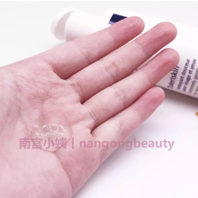 身上起鸡皮疙瘩的痘很痒不红