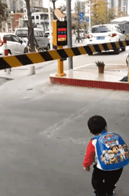 这俩公司，跌下来就再买点