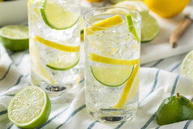 这些食物太伤牙了！老牙医给出珍藏的护牙食物清单！建议都收藏