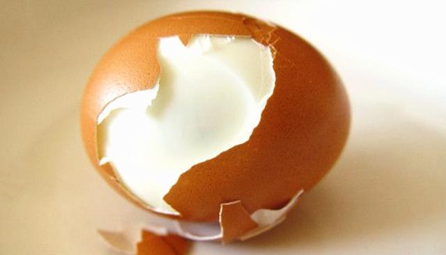 为何日本人吃生鸡蛋没事，为什么日本的鸡蛋可以生吃，而国内的不行，它们到底有什么区别
