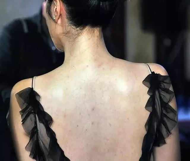 歌歌兰妮沙龙香水身体乳