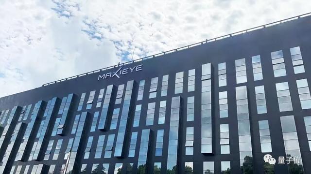 国家队基金押注，国内商用车ADAS龙头进军乘用市场