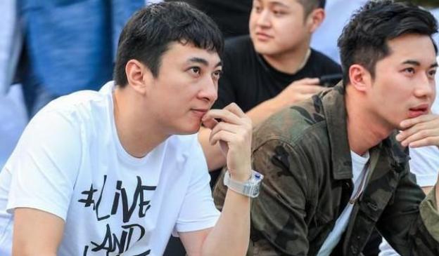 无视禁播令，LOL知名解说小智冒死直播永劫无间，百万水友围观