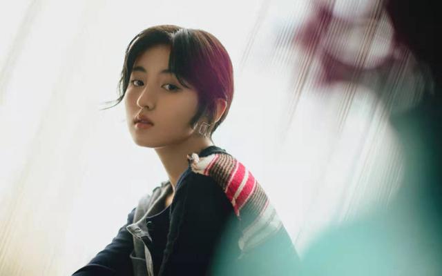 张子枫欧阳娜娜友情:《向往4》黄磊郑钧老狼回忆峥嵘岁月 欧阳娜娜张子枫友情感人心