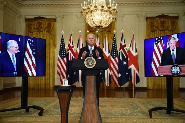 中美会谈澳大利亚急了！前总理访台大放厥词，有核潜艇就敢嚣张？