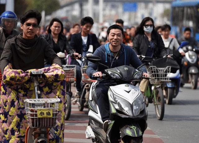 电动车充电多长时间