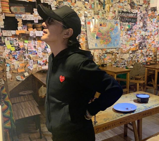 ��ȥ���� ������˭(ת���ˣ�񼾸ͯһ�ķ�������ͷ������������ԪѫTony������ͷ��С)