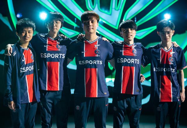 Psg经理怒指s11赛程不公平 网友看到对手是rng就明白了 全网搜