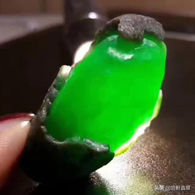 赌石鱼鳞窗