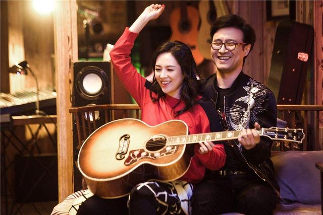 放弃撒贝宁又如何，嫁皮裤汪抚养继女，章子怡照样活成人生赢家