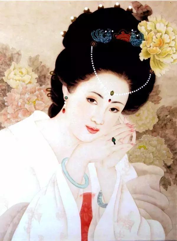 杨贵妃简介:杨贵妃：那个引发了大唐“安史之乱”的女人