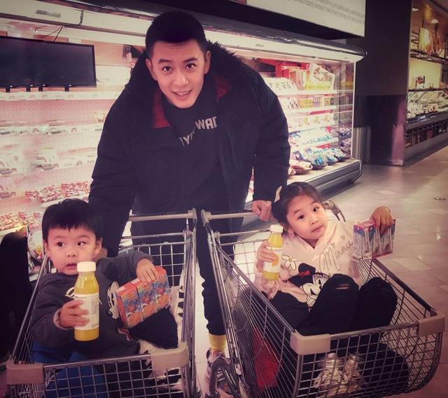 辽宁男篮杨鸣退役仪式举行?杨鸣家庭背景?杨鸣生活花絮年薪多少