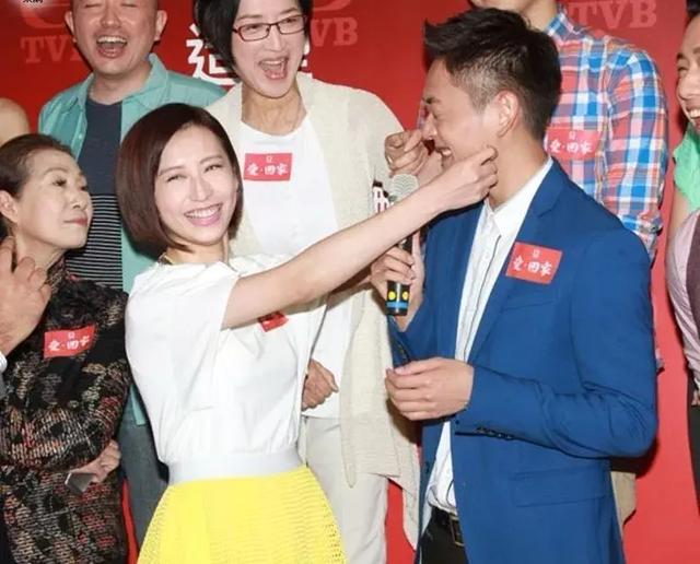 绯闻体质！30岁TVB上位小花凭《幕后玩家》爆哭一幕人气急升
