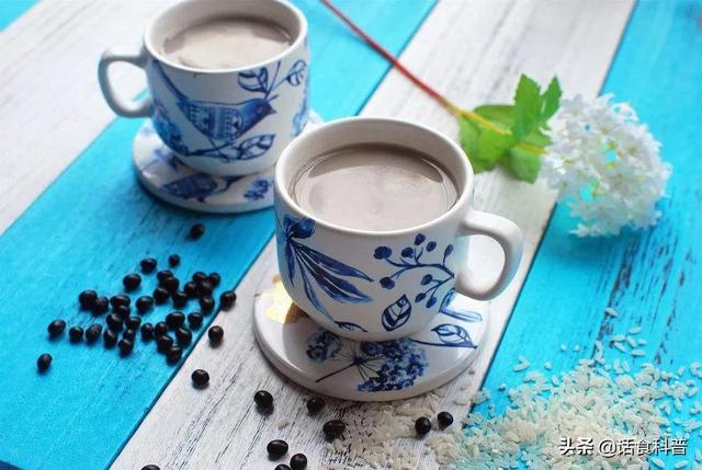 坚持用黑豆打豆浆喝好吗？