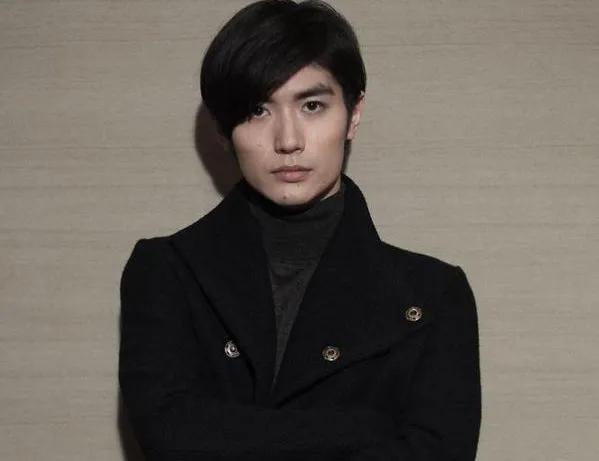三浦春马三吉彩花:知情人曝三浦春马自杀原因！四年前开始精神不稳，恶语彻底压垮他