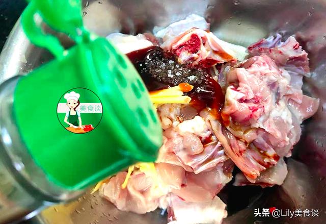 家常炖鸡肉的简单方法 家常炖鸡肉的简单方法（家常炖鸡肉的简单方法视频） 美食