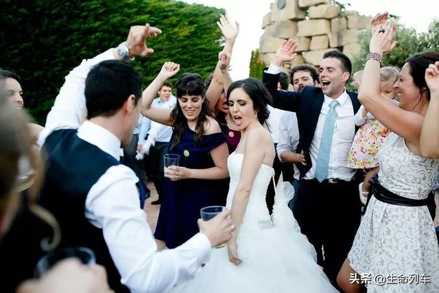 不能离婚的国家是哪一个（禁止离婚的国家圣马力诺）