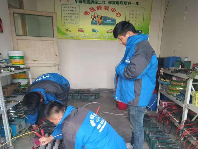 平衡车电瓶充不进电怎么修复（蓄电池电瓶充进不去电怎么办）