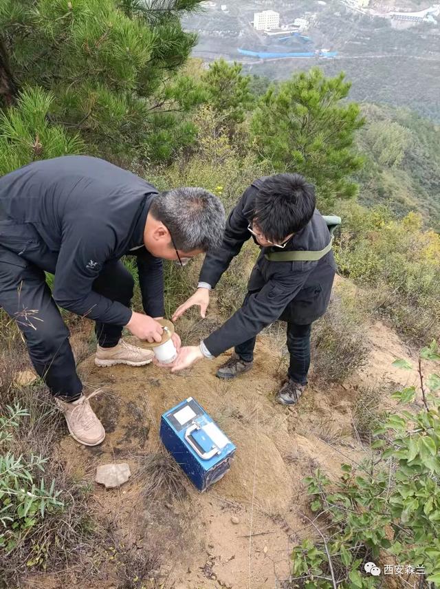 矿用束管