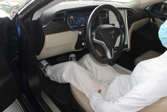 车主说车：女车主为何花70万买一台续航400公里的进口电动车？