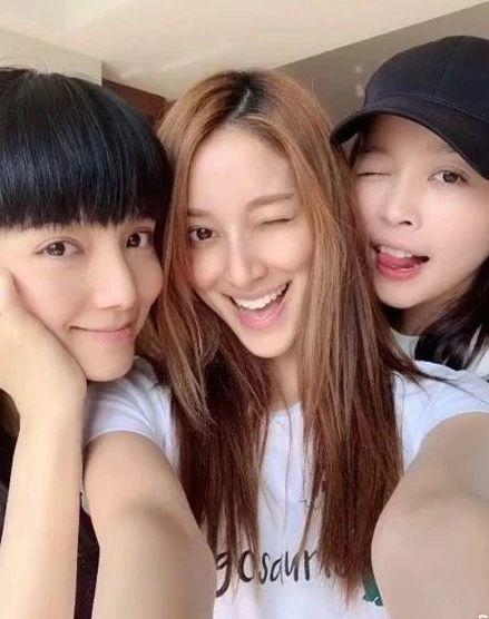 视后都忍不住激赞！33岁TVB人母晒美照：完全不像生过孩子
