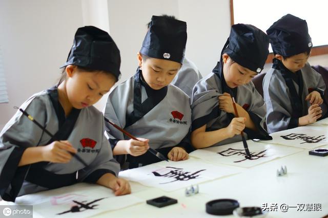 学校让学生退学违法吗(学校不让学生退学违法吗)