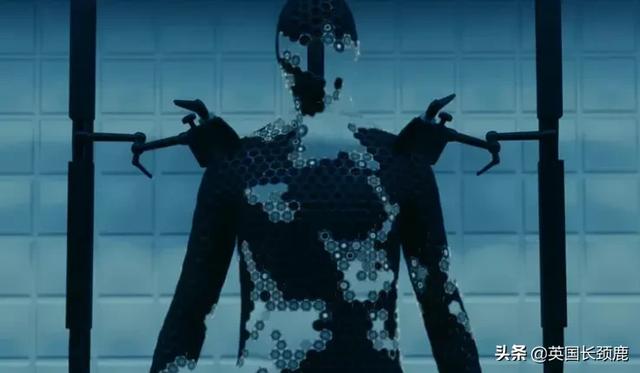 科幻巨制灵异事件:除了电锯惊魂和IT，万圣节还能看什么？25部恐怖电影大推荐