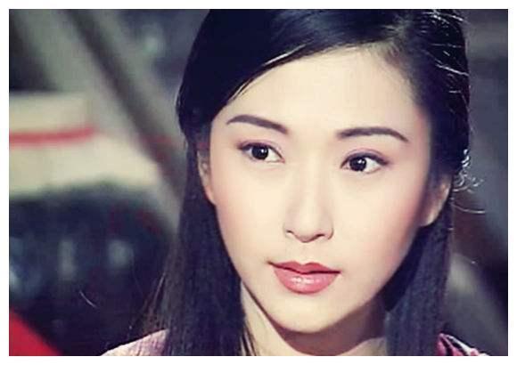 张玉嬿:从“第一美人”到“恶业媳妇”，她因为情伤一直没有结婚。
