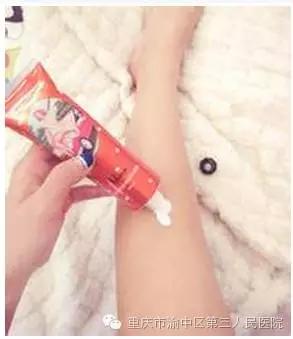 皮肤角化是缺什么症状图片