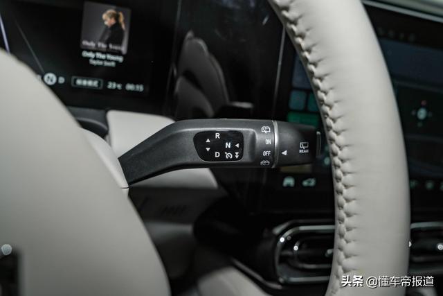 新车｜等待近一年究竟值不值？零跑C11正式上市，15.98万起