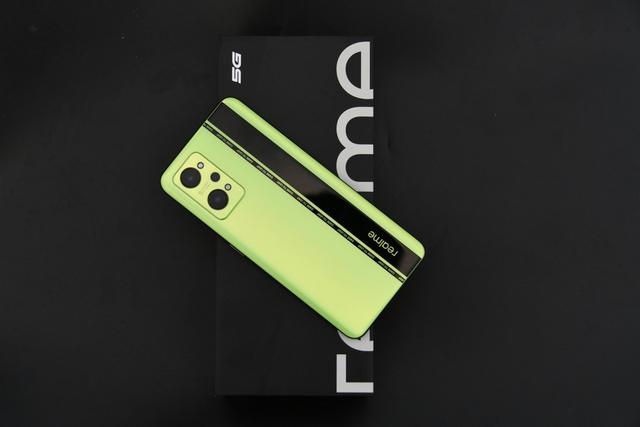 2000多元5G手机别乱买，这4款物超所值，总有一款合适你的