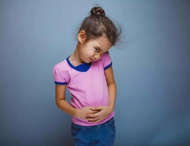 为啥孩子不愿在幼儿园如厕？娃可能说不明白，但家长要清楚