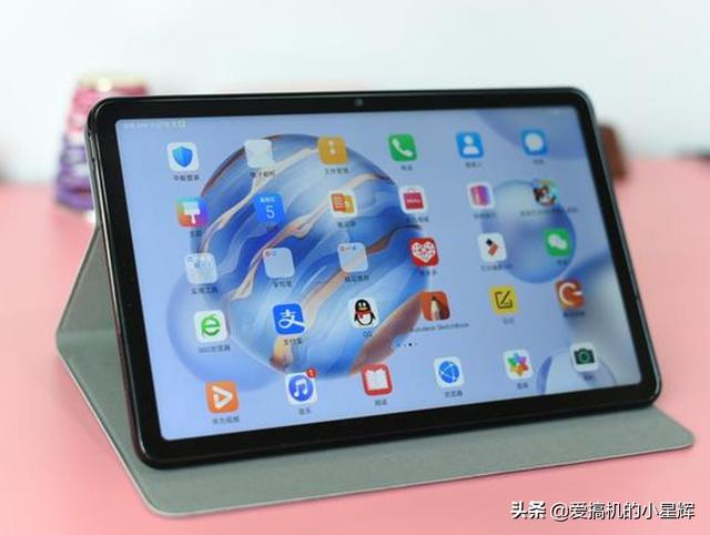 荣耀双十一冲销量，麒麟985+2K屏+7250mAh，从2199元跌至1499元