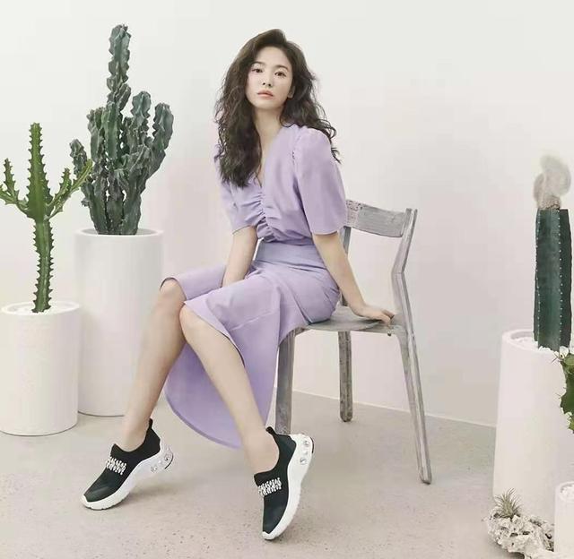 长头发烫哪种发型好看 头发多又长的适合烫什么发型好看图片