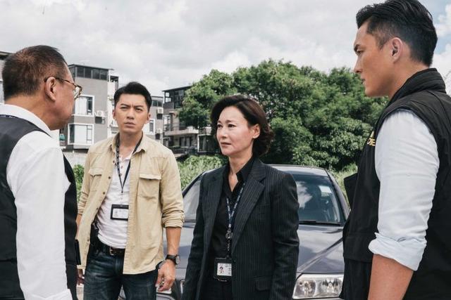 「铁探」：TVB四位小花旦为这位大女主做配，气场都不及她