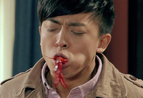 张伟跳舞写累张伟跳累字舞