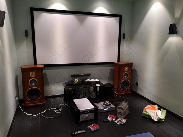 人類聲學精華，是對這款音箱最好的詮釋