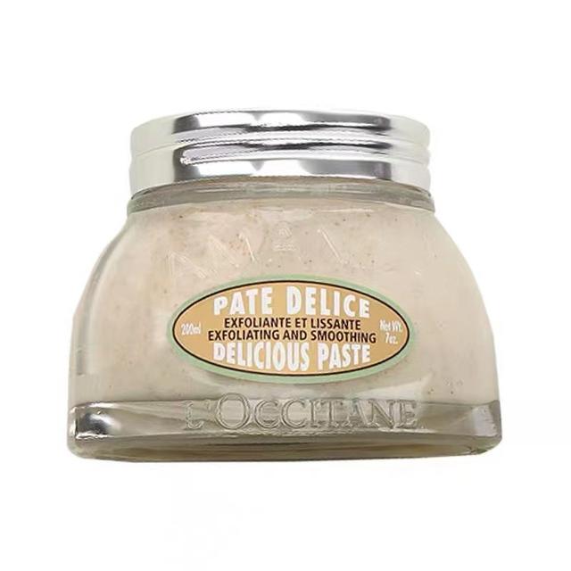 青春痘可以涂磨砂膏和身体乳吗