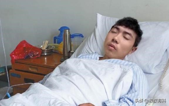 10年前，卖肾买苹果手机的小伙，索赔147万后生活却十分悲惨